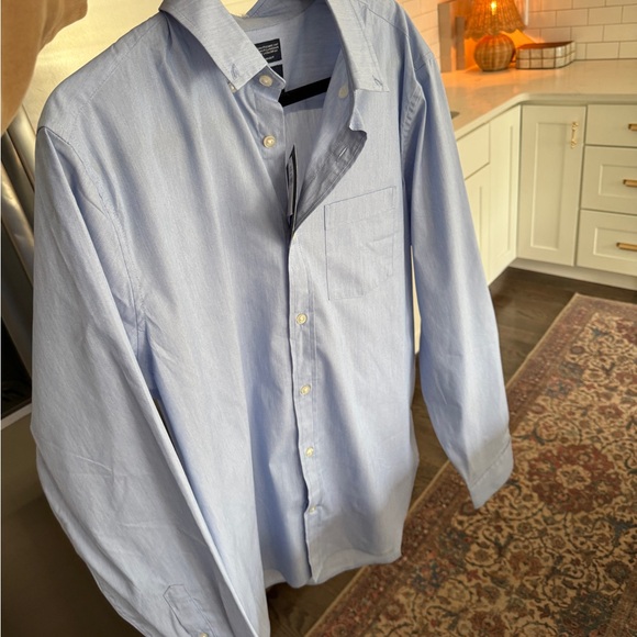 GAP Men's Light Blue Shirt NWT - Picture 7 of 9